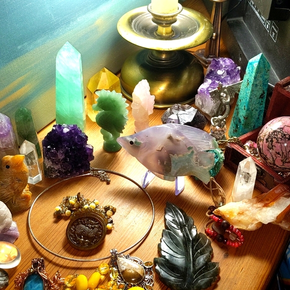 SEE EVERYTHING 💎 I have setup - live listing FLASH SALE ✨⭐✨ - Picture 2 of 15